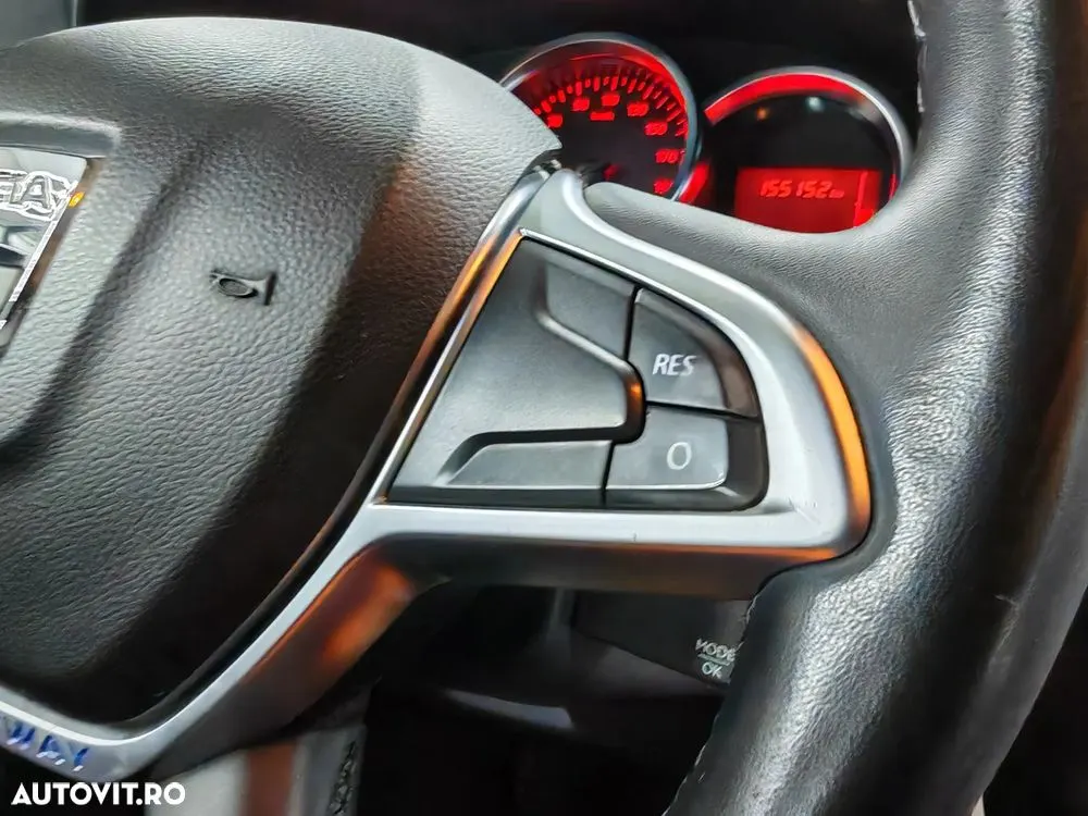 Dacia Lodgy