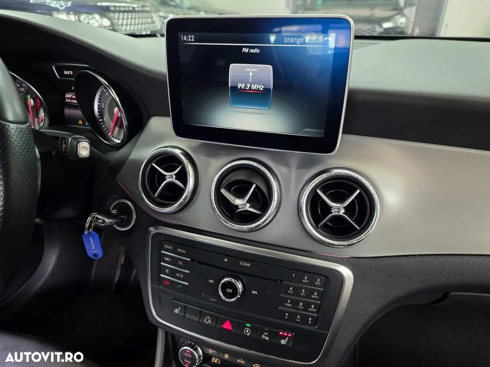 Mercedes-Benz CLA 200